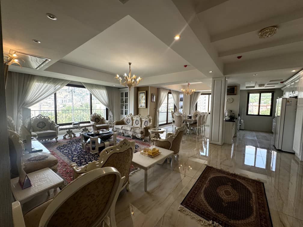 فروش برج 131 متر کامرانیه آقایی