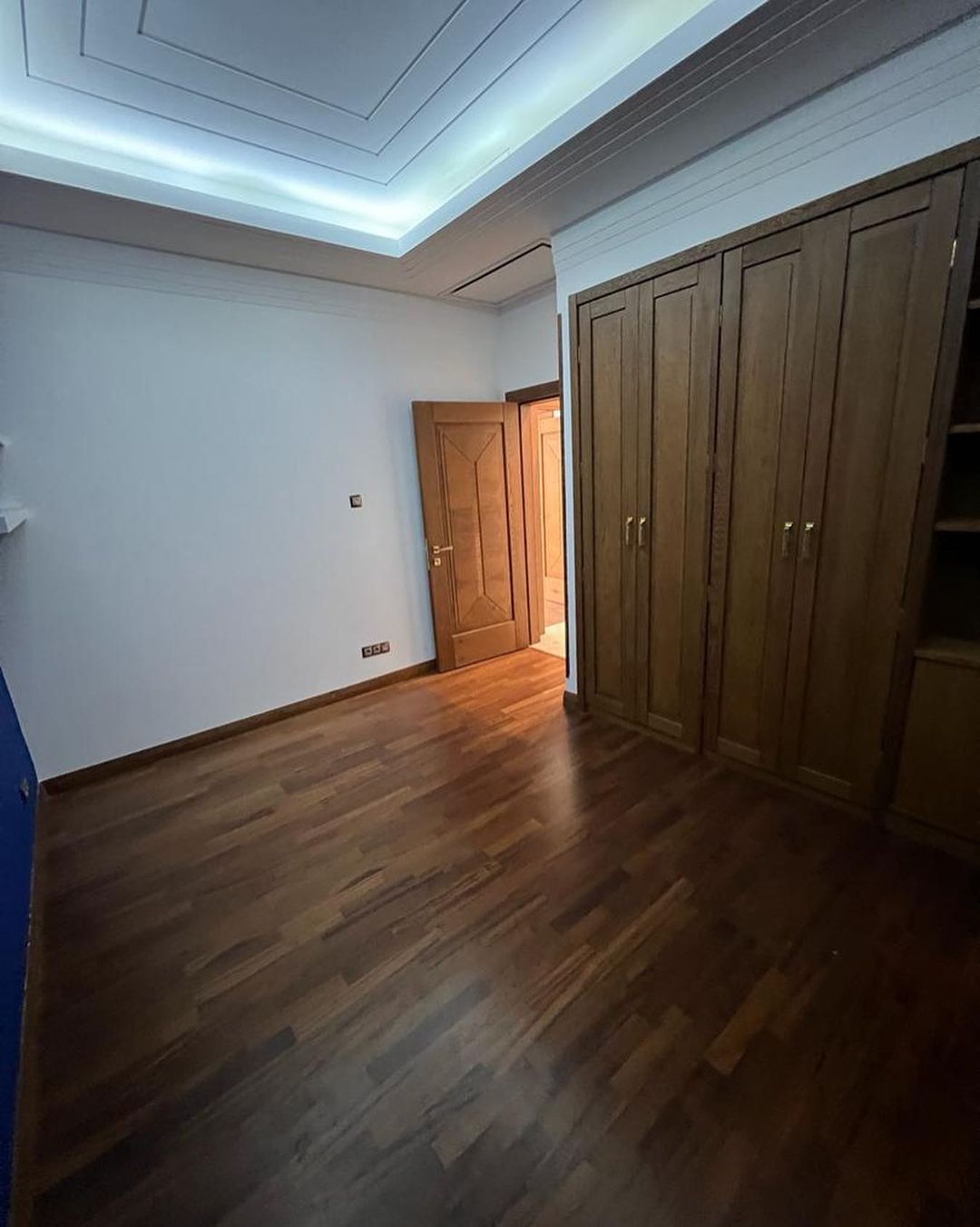 فروش آپارتمان فرمانیه 150متر 3خواب یک مستر فول مشاعات