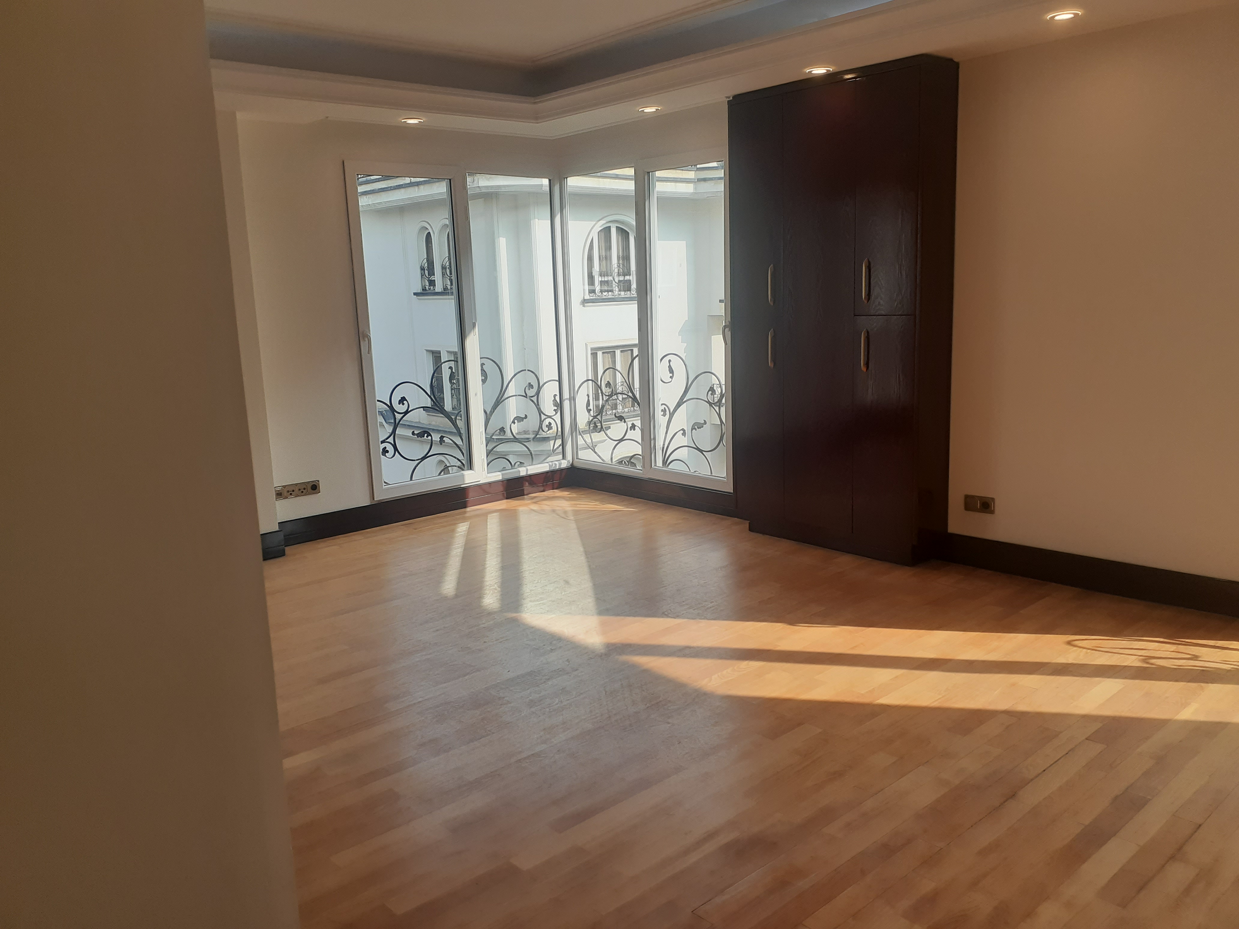 فروش آپارتمان 313 متر دروس