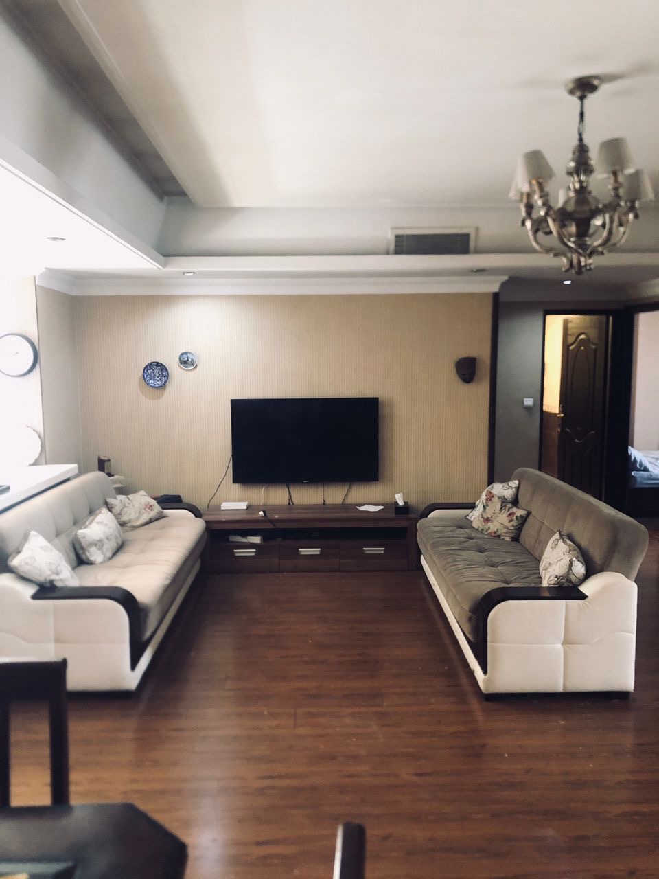 فروش آپارتمان 140 متر سه خوابه با 2 پارکینگ سندی در منظریه