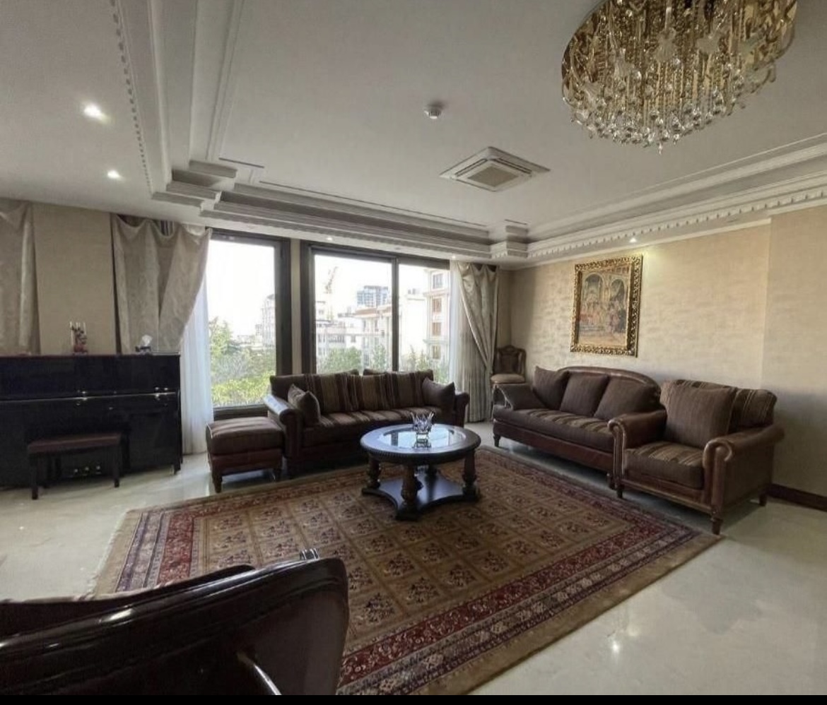 اجاره آپارتمان 220 متر نیاوران 3 پارکینگ سندی