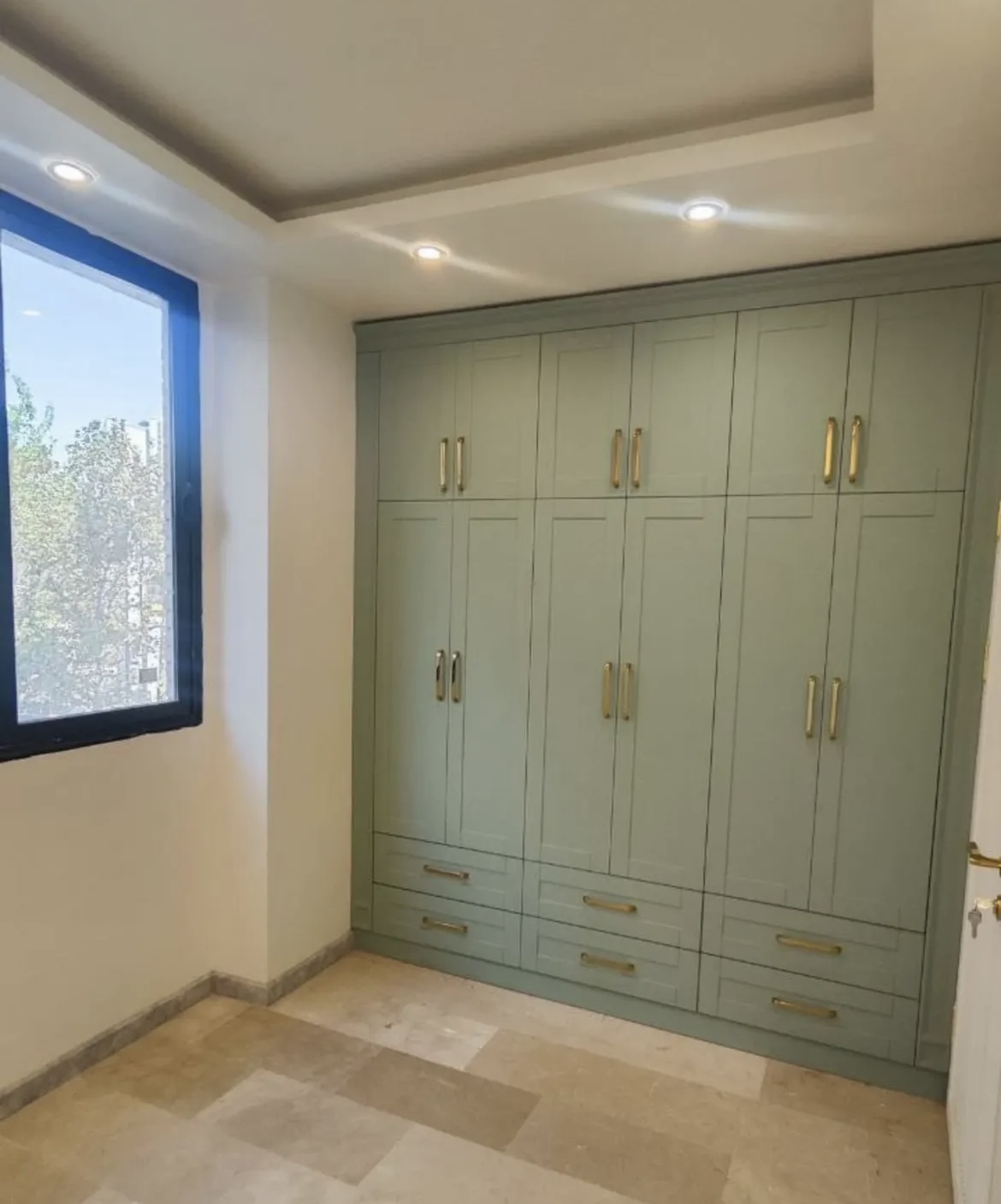 فروش آپارتمان 105 متری دولت 3 خواب