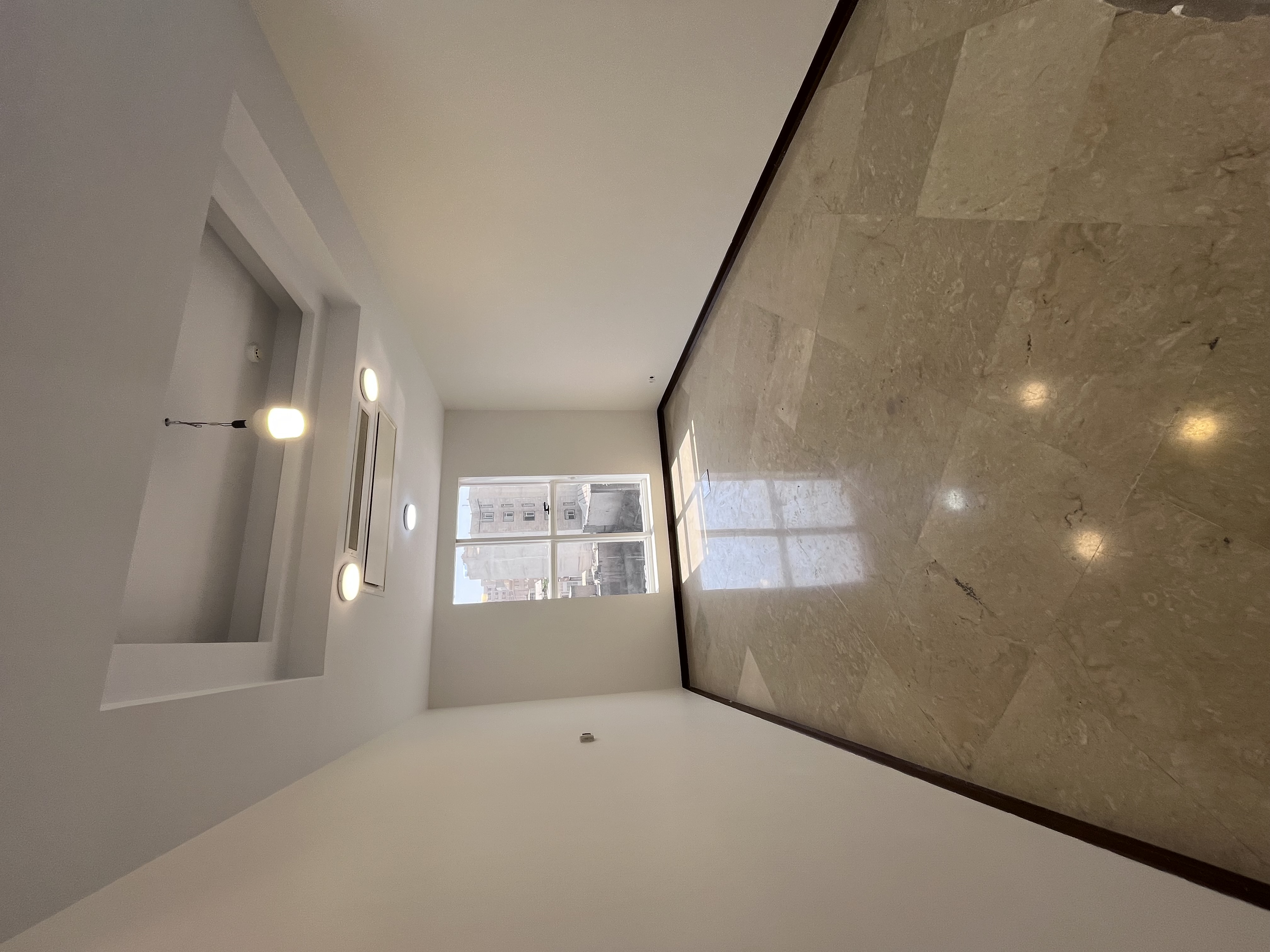 اجاره اداری 105 متر اندرزگو