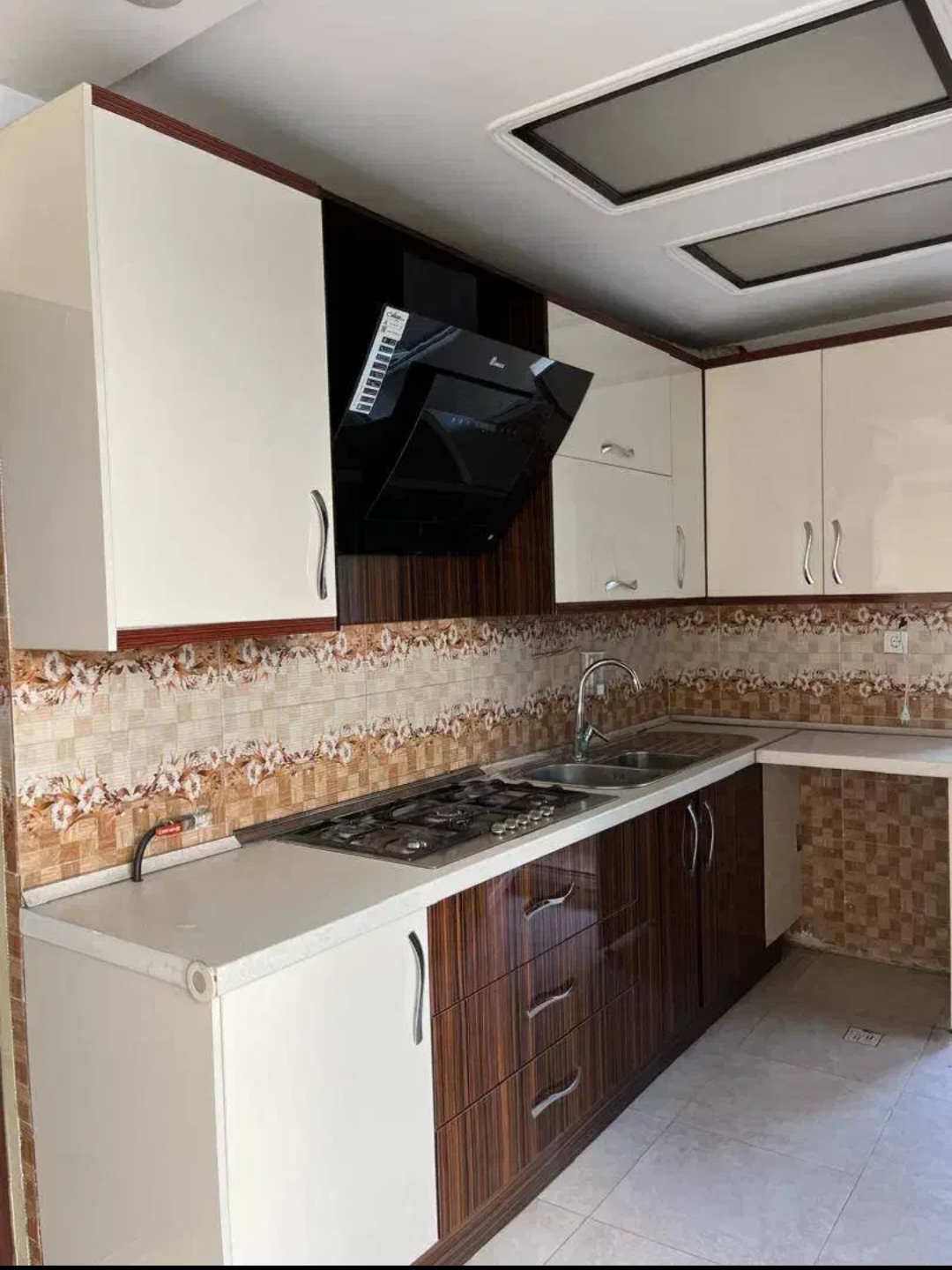 اجاره آپارتمان 80 متر فدک 2 خوابه فول امکانات