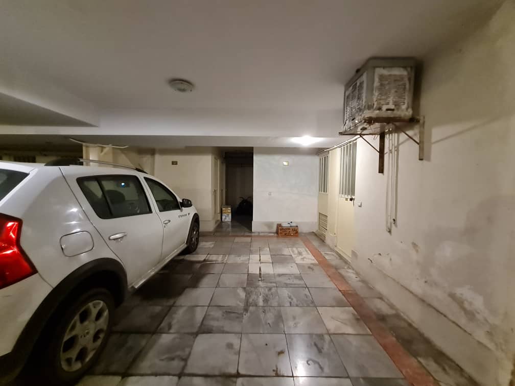 فروش آپارتمان 180 متر دیباجی سنجابی