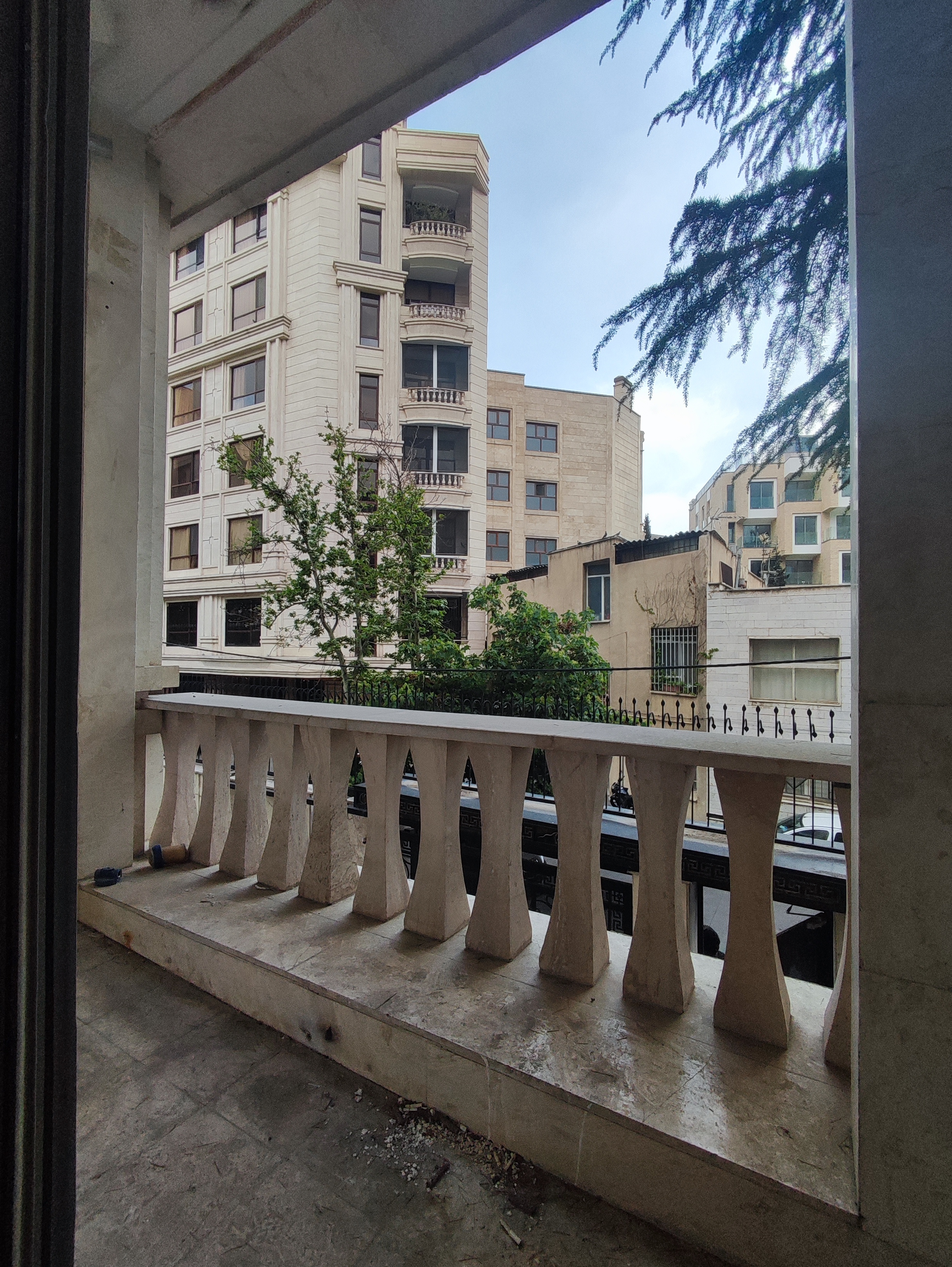 فروش آپارتمان ۱۶۵متر فرمانیه ۲پارکینگ سندی
