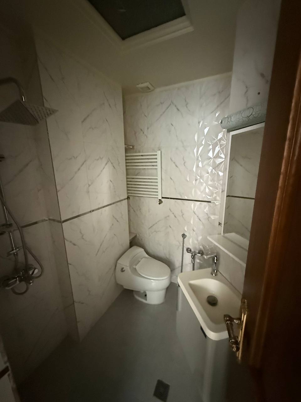 اجاره آپارتمان 165متر نیاوران تاپ لوکیشن