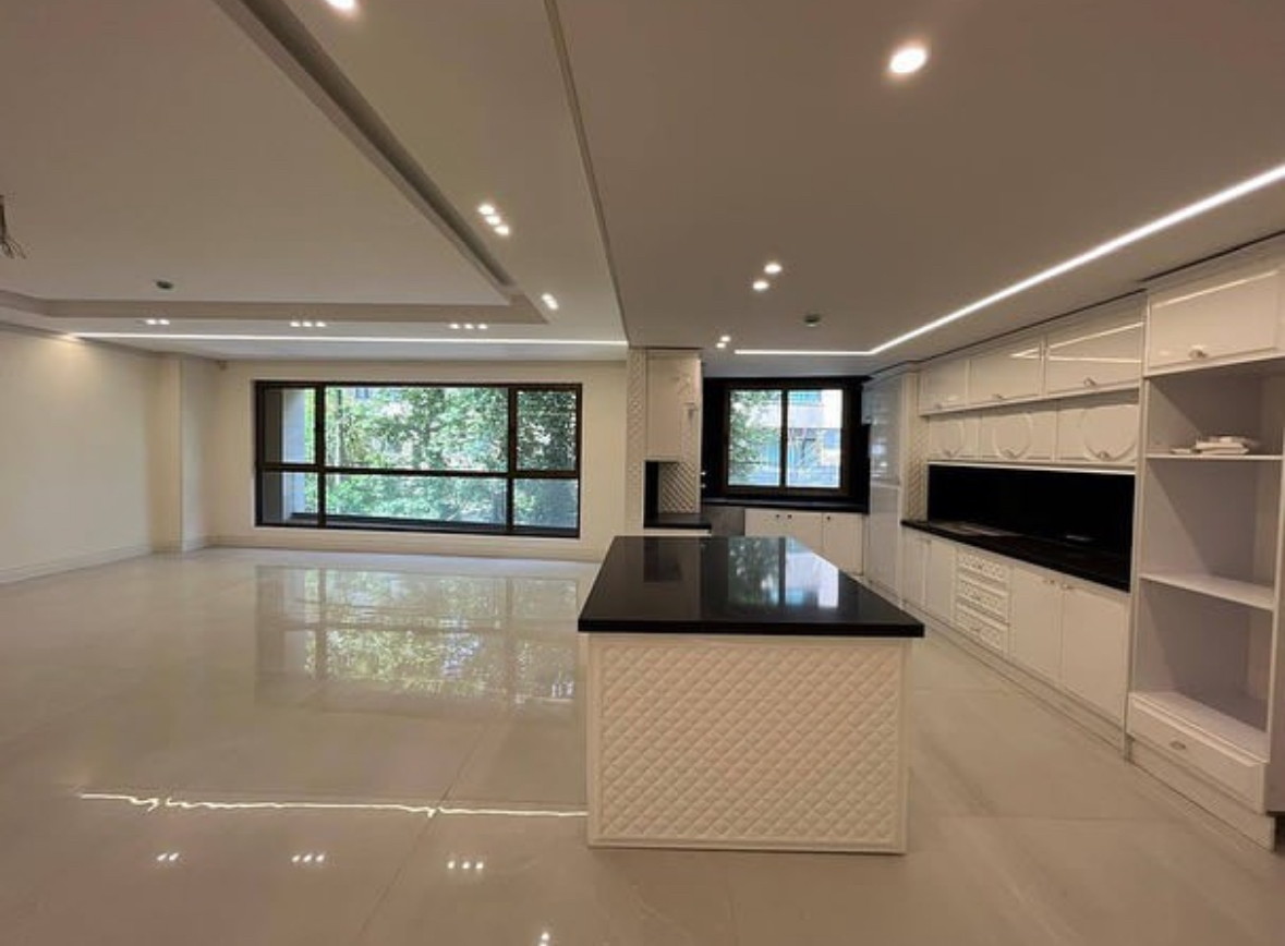 اجاره اپارتمان 125 متر اجودانیه فول مشاعات