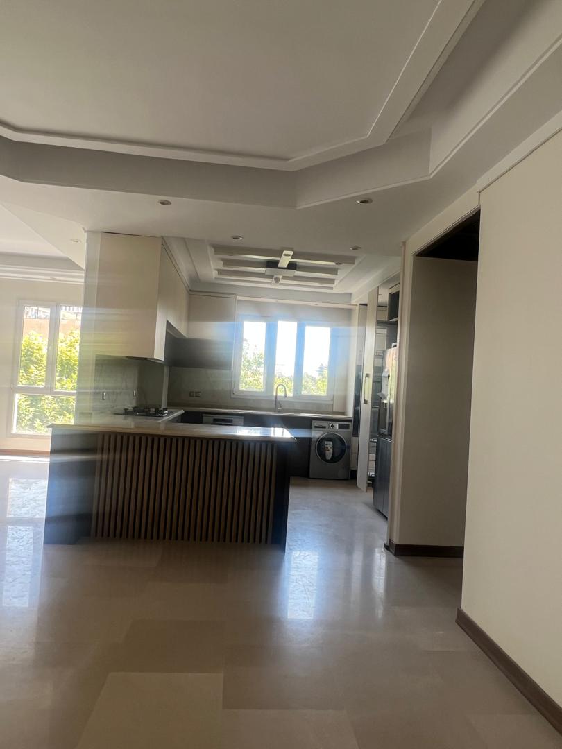 فروش آپارتمان 181متر دیباجی شمالی