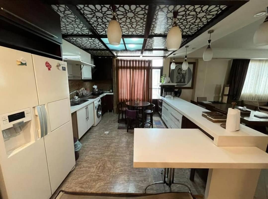 فروش آپارتمان 95 متر دیباجی دو جهت نور