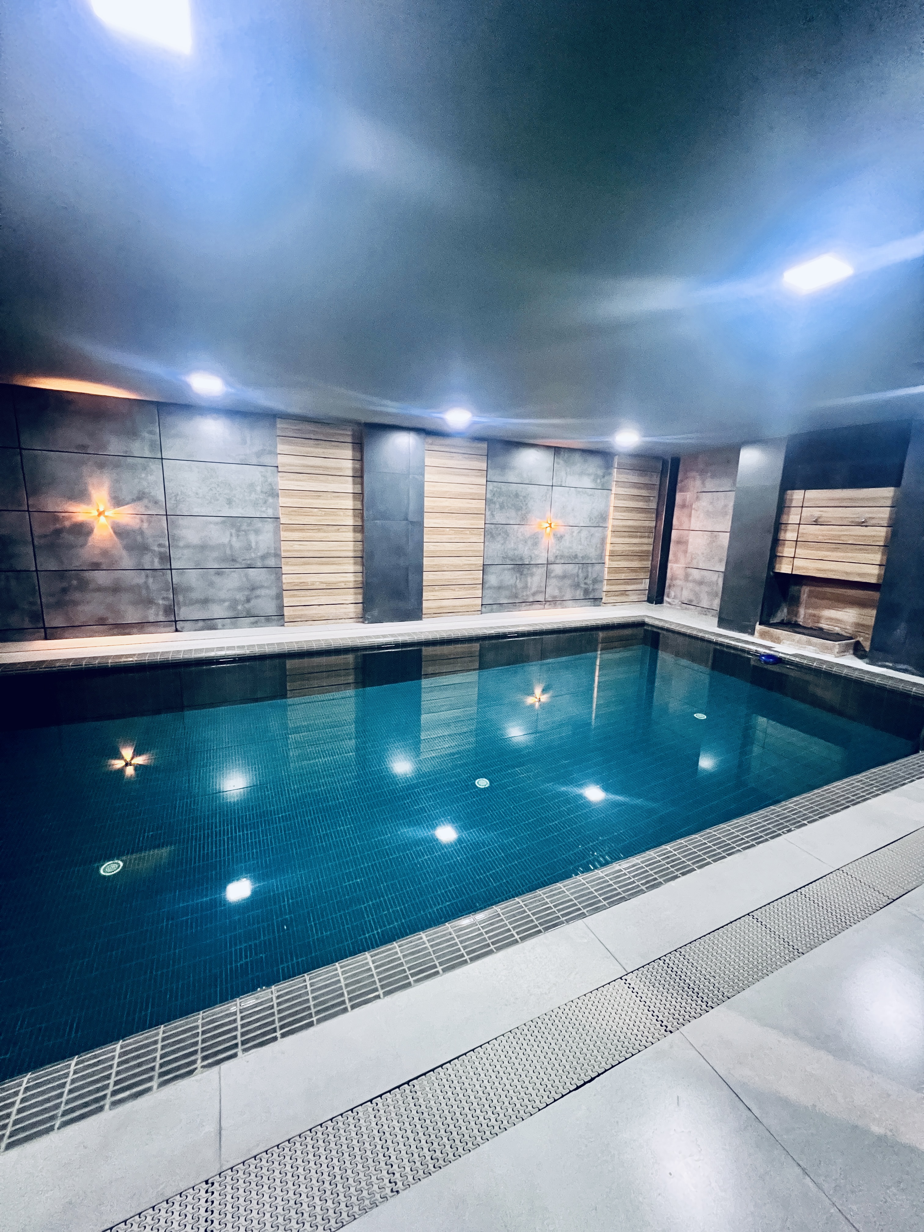 فروش آپارتمان نوساز مدرن 148 متر نیاوران