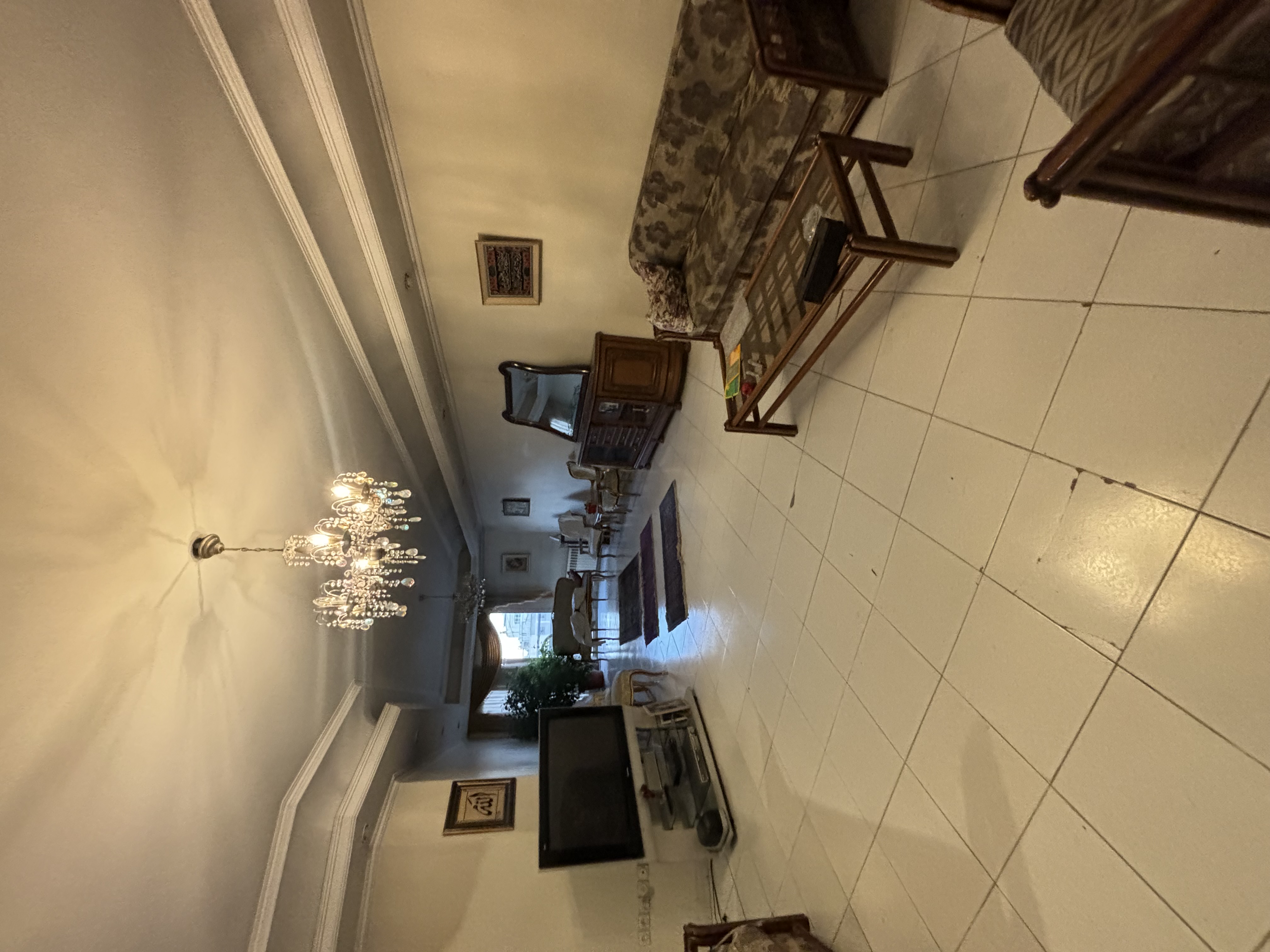 فروش آپارتمان 140 متر آپارتمان قلب دروس پلان مهندسی نورگیر 10 متر تراس