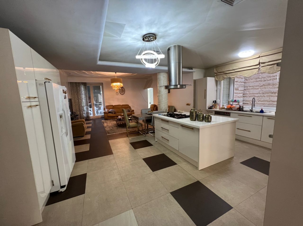 اجاره آپارتمان 280متر گلستان شمالی فول مشاعات