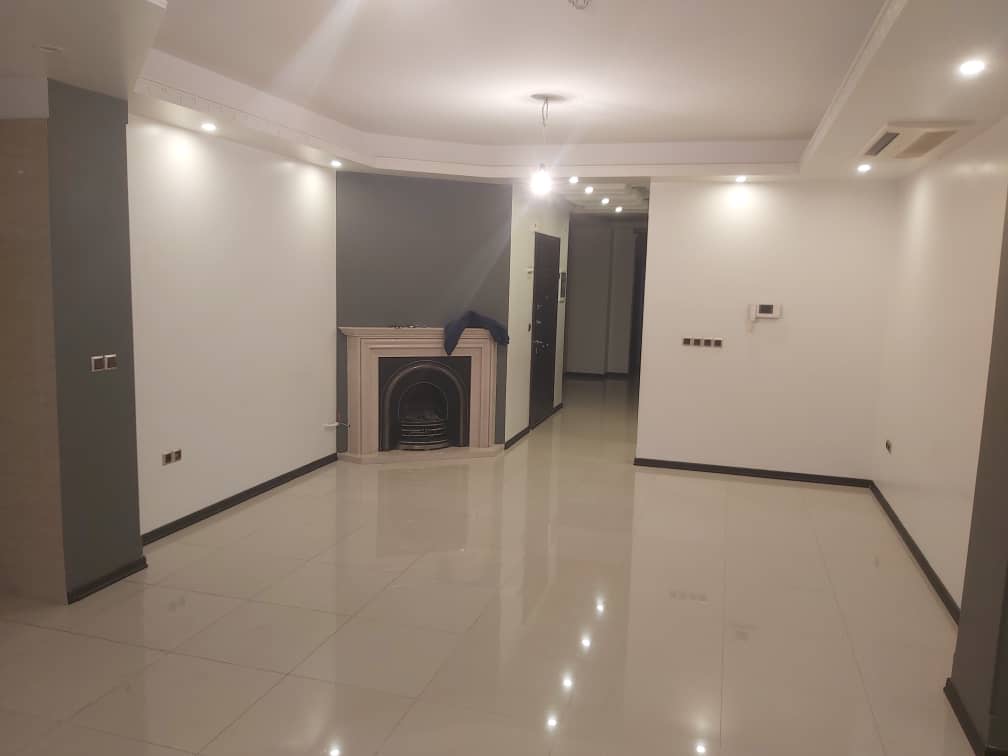 فروش آپارتمان 150 متر آپارتمان غرق در نور مستقیم