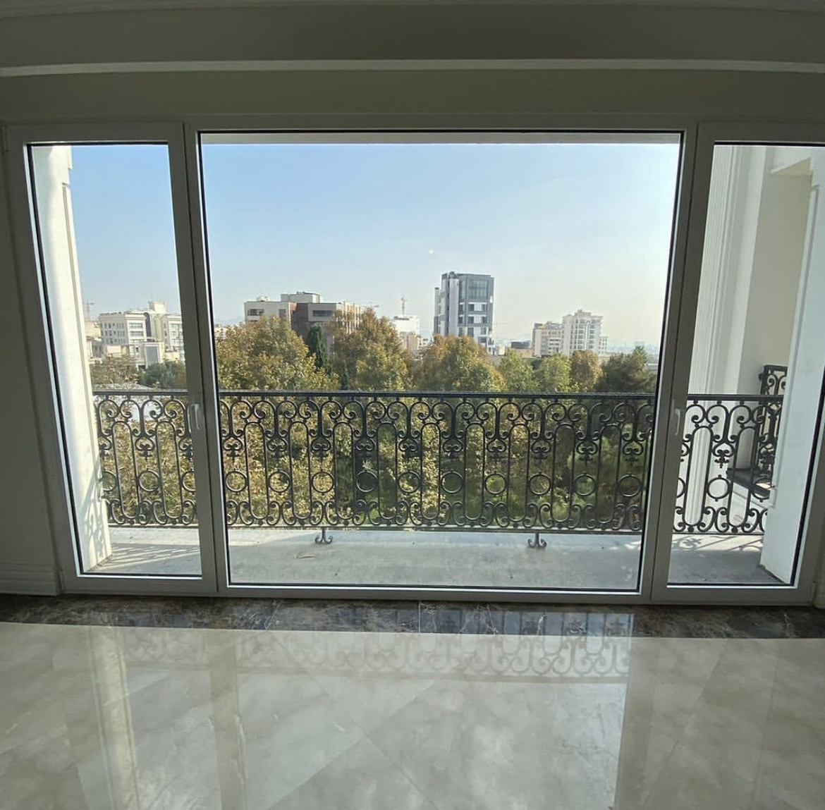 فروش آپارتمان 260متر فرمانیه نیوکلاسیک