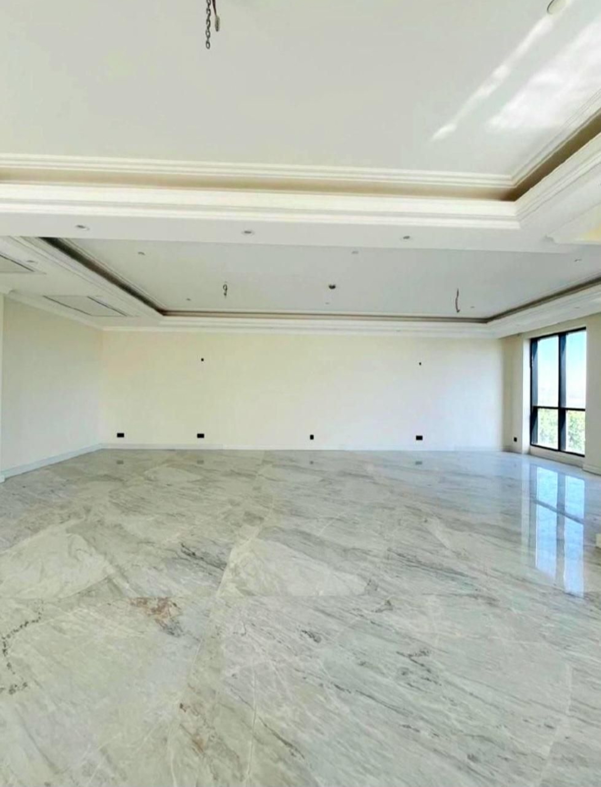 اجاره اپارتمان 260متر نیاوران  فول امکانات
