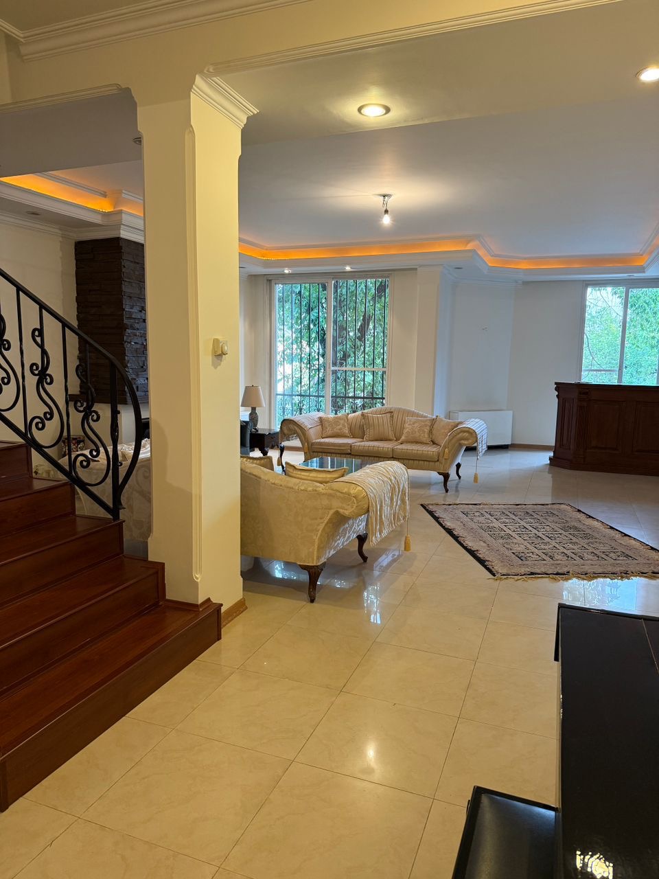 فروش آپارتمان 220متر نیاوران زیر قیمت