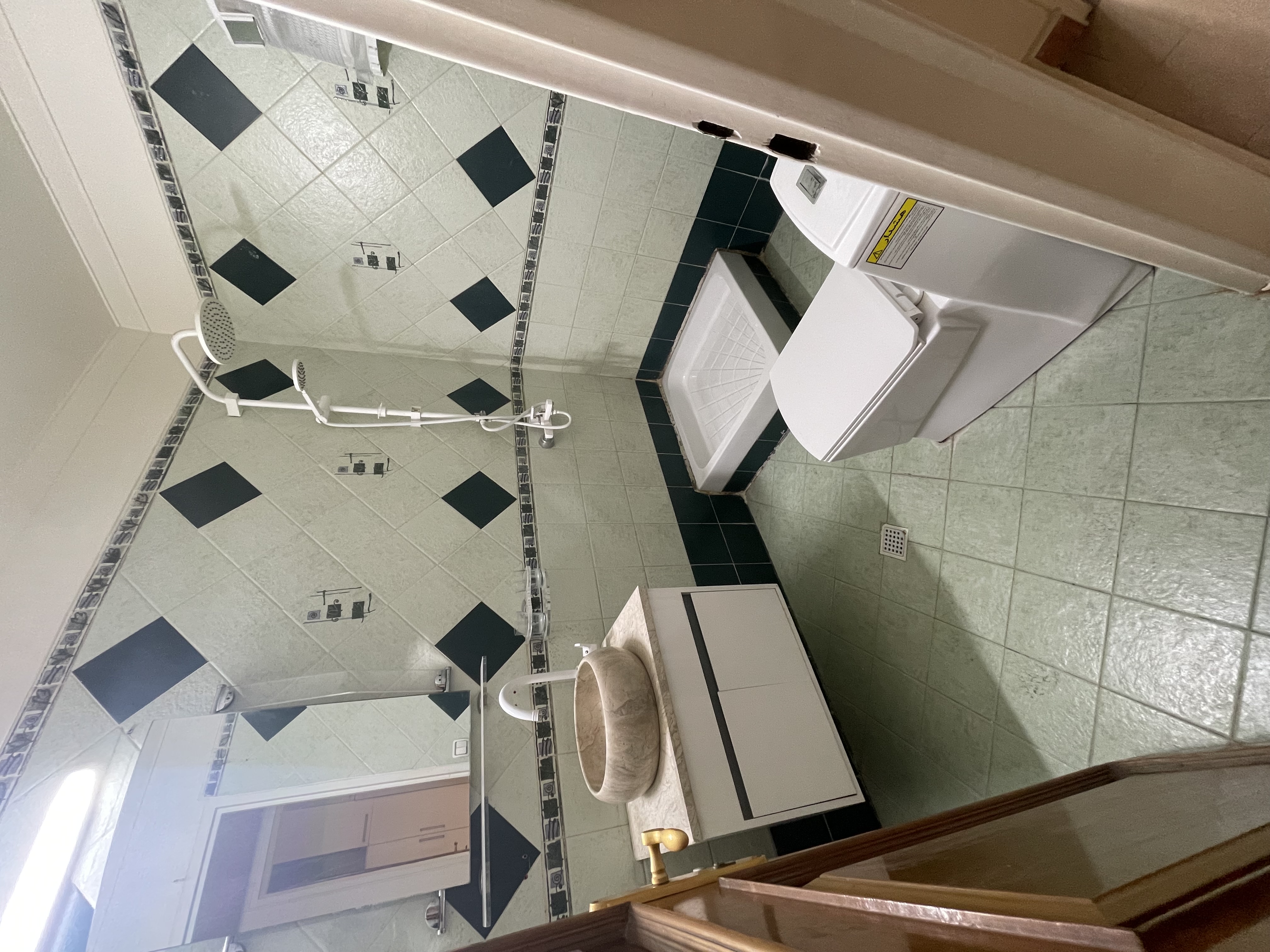 فروش اپارتمان 160متر اندرزگو 3خواب ١مستر