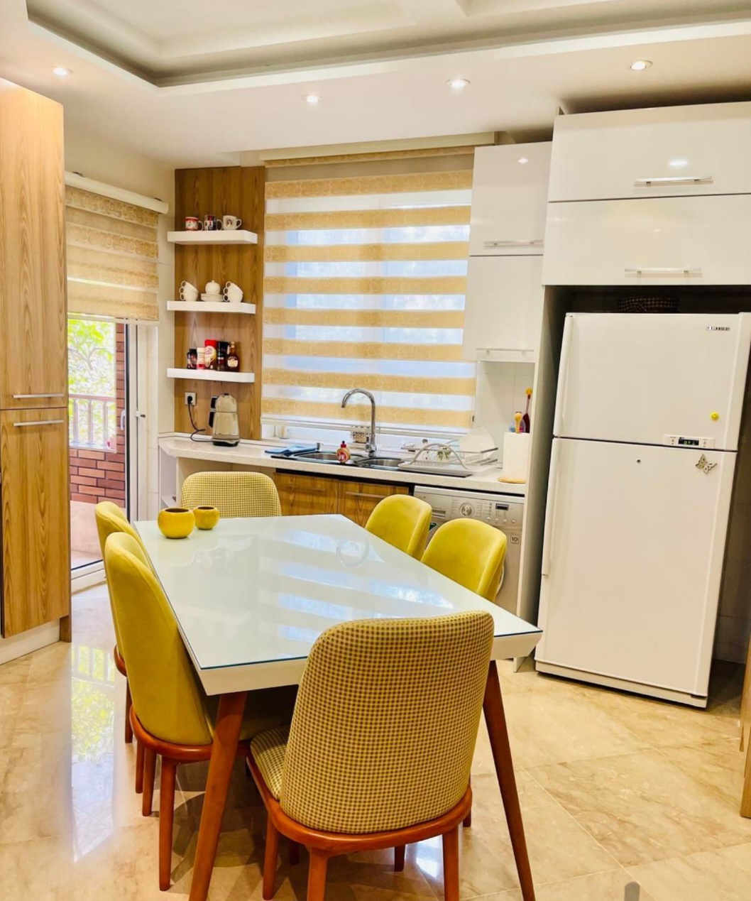 اجاره اپارتمان 200متر نیاوران تاپ لوکیشن