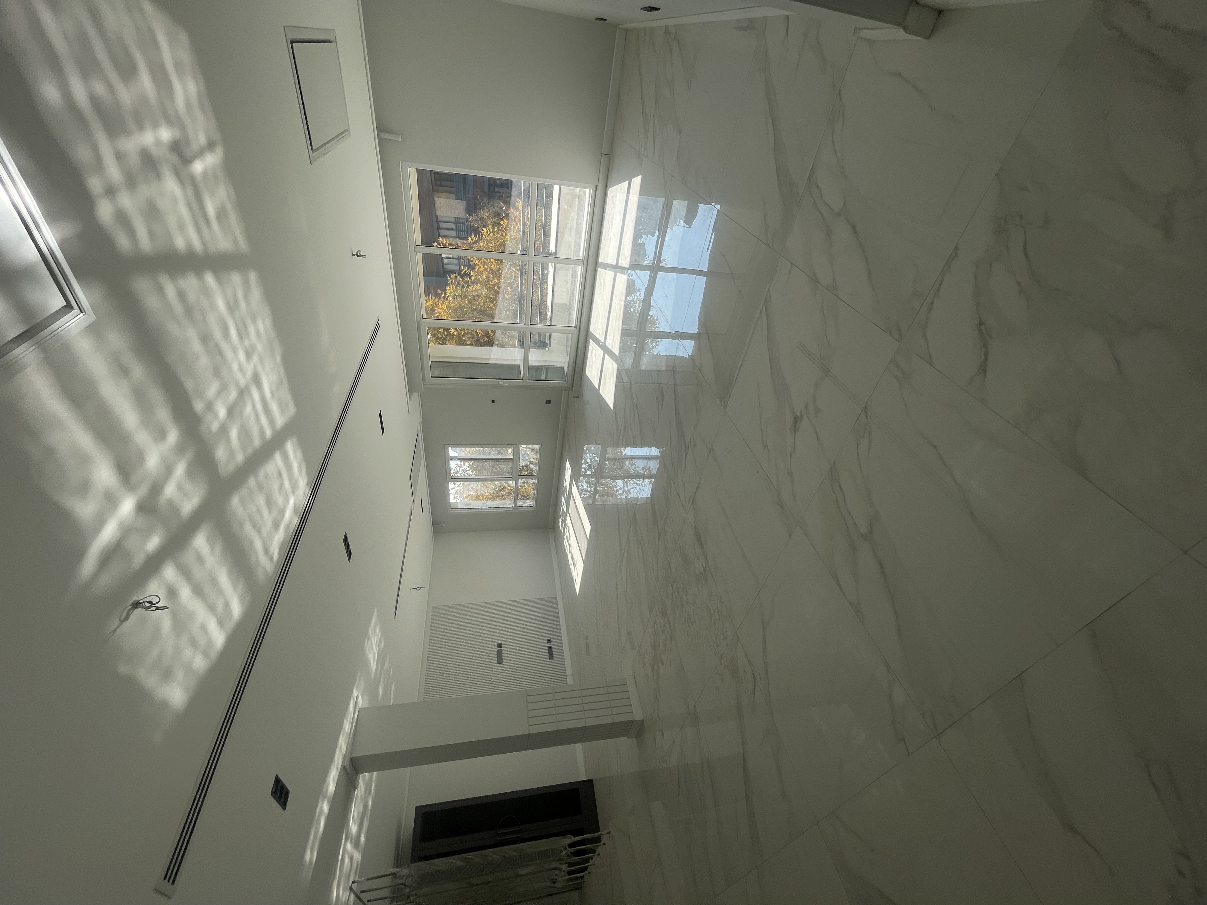 فروش آپارتمان 240 متر فرمانیه شرقی بازسازی کامل