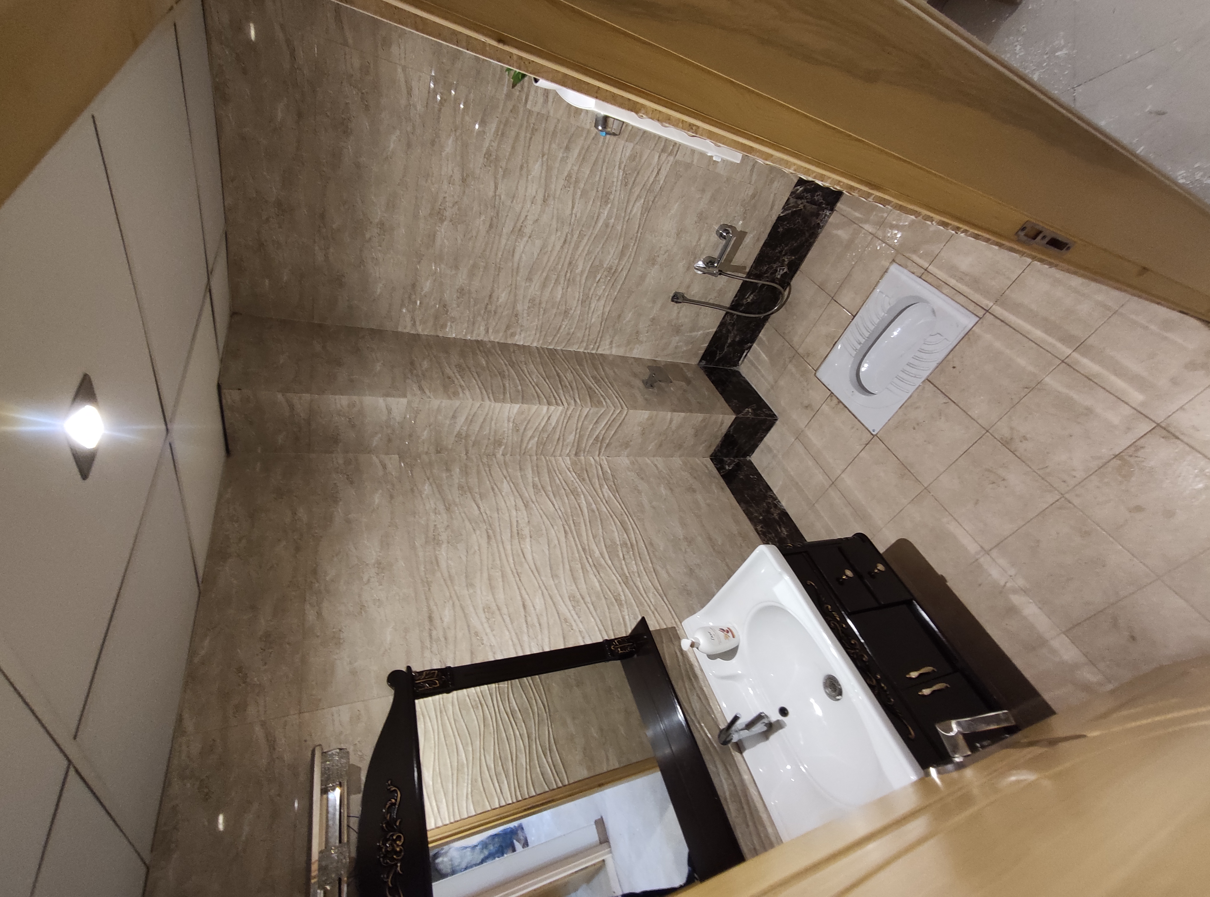 اجاره آپارتمان 130 متر  پاسداران