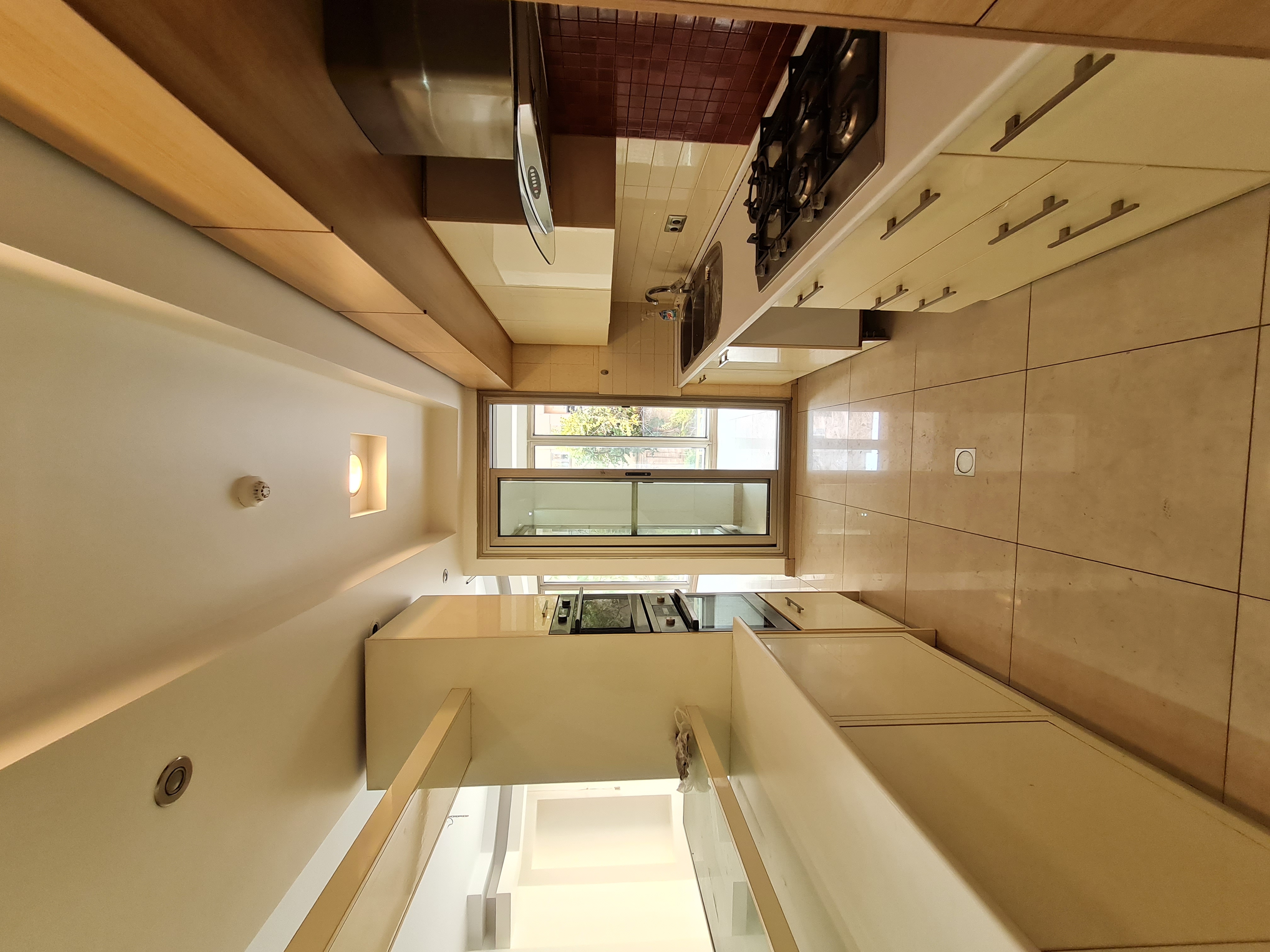 فروش آپارتمان 135 متر تاپ لوکیشن دیباجی