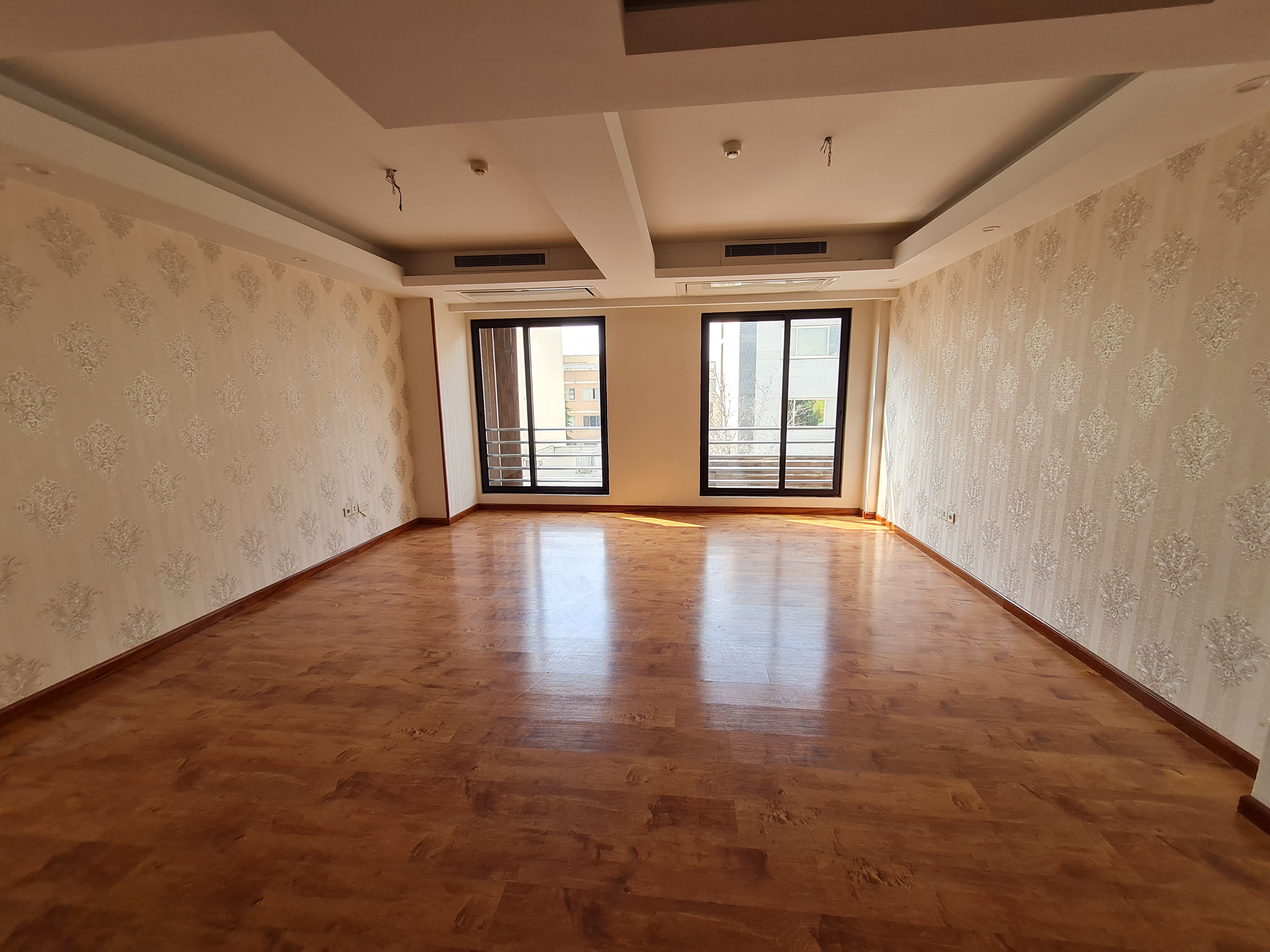 فروش آپارتمان 120 متر اقدسیه