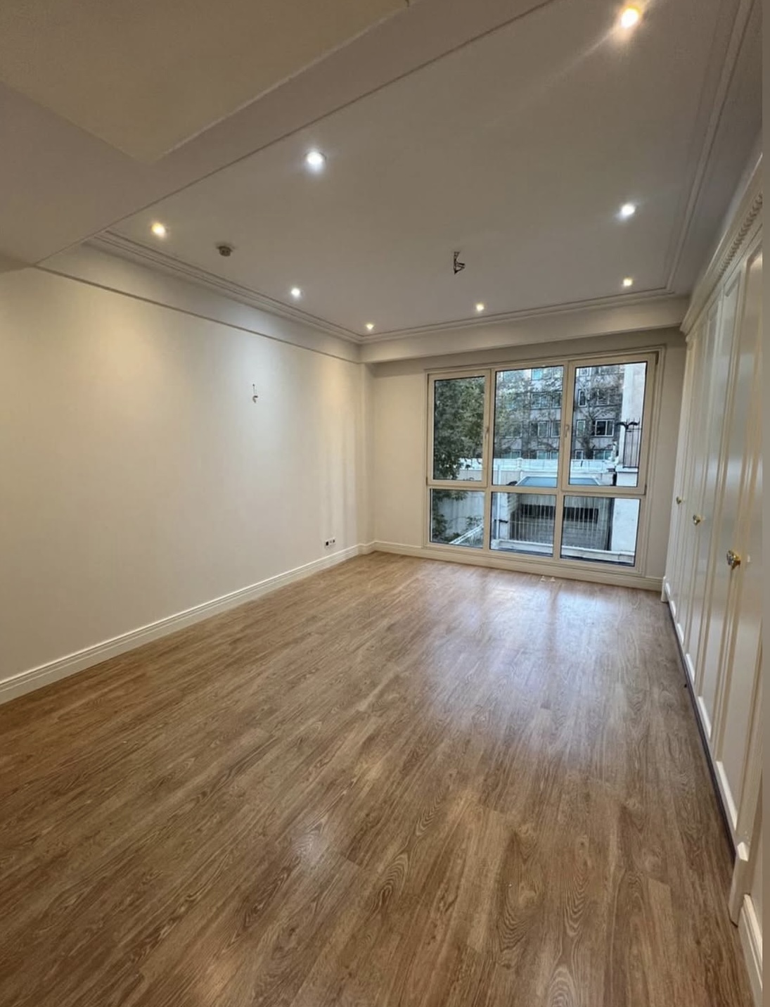 فروش آپارتمان 186 متر پاسداران