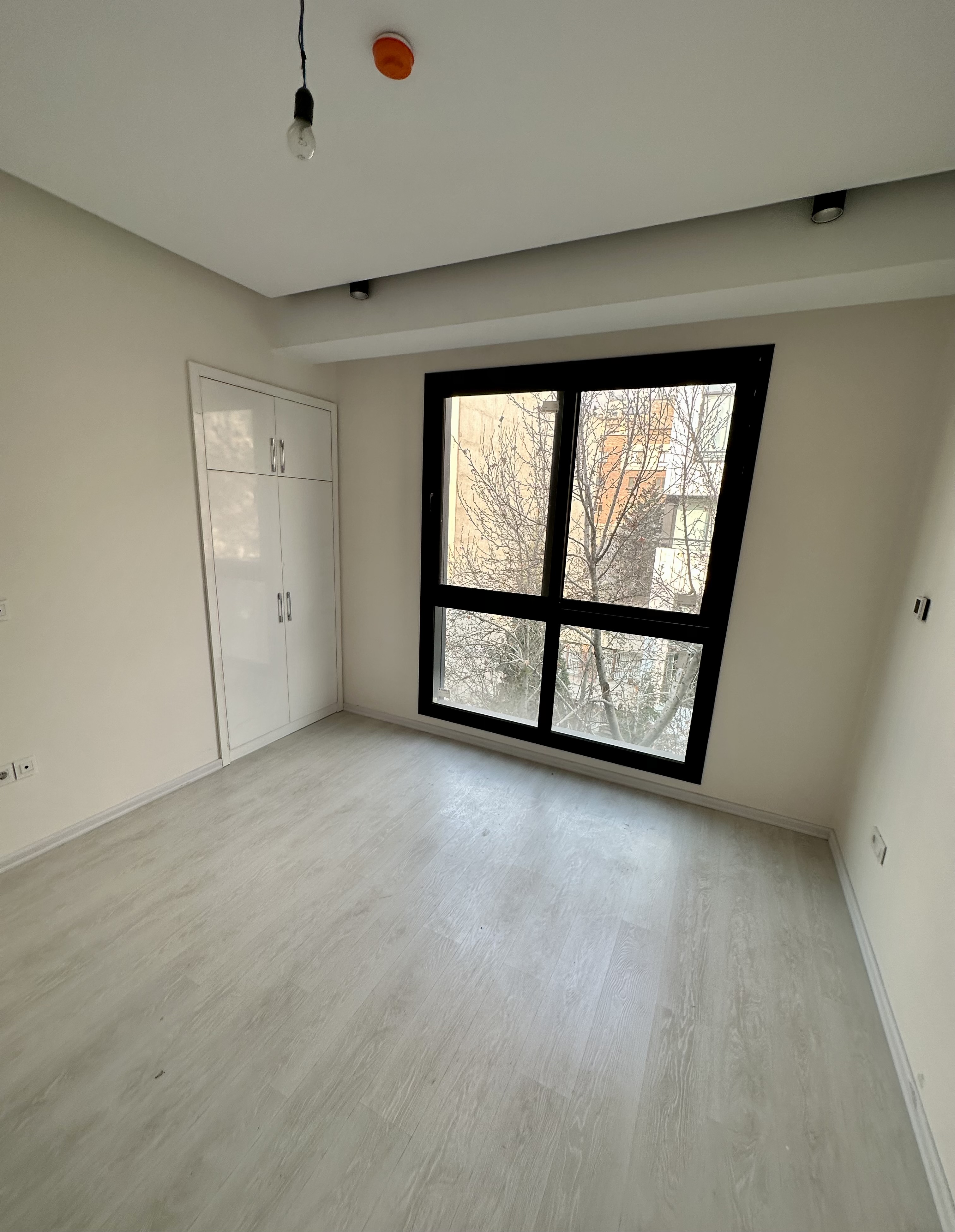 فروش آپارتمان 120متر اقدسیه فول امکانات