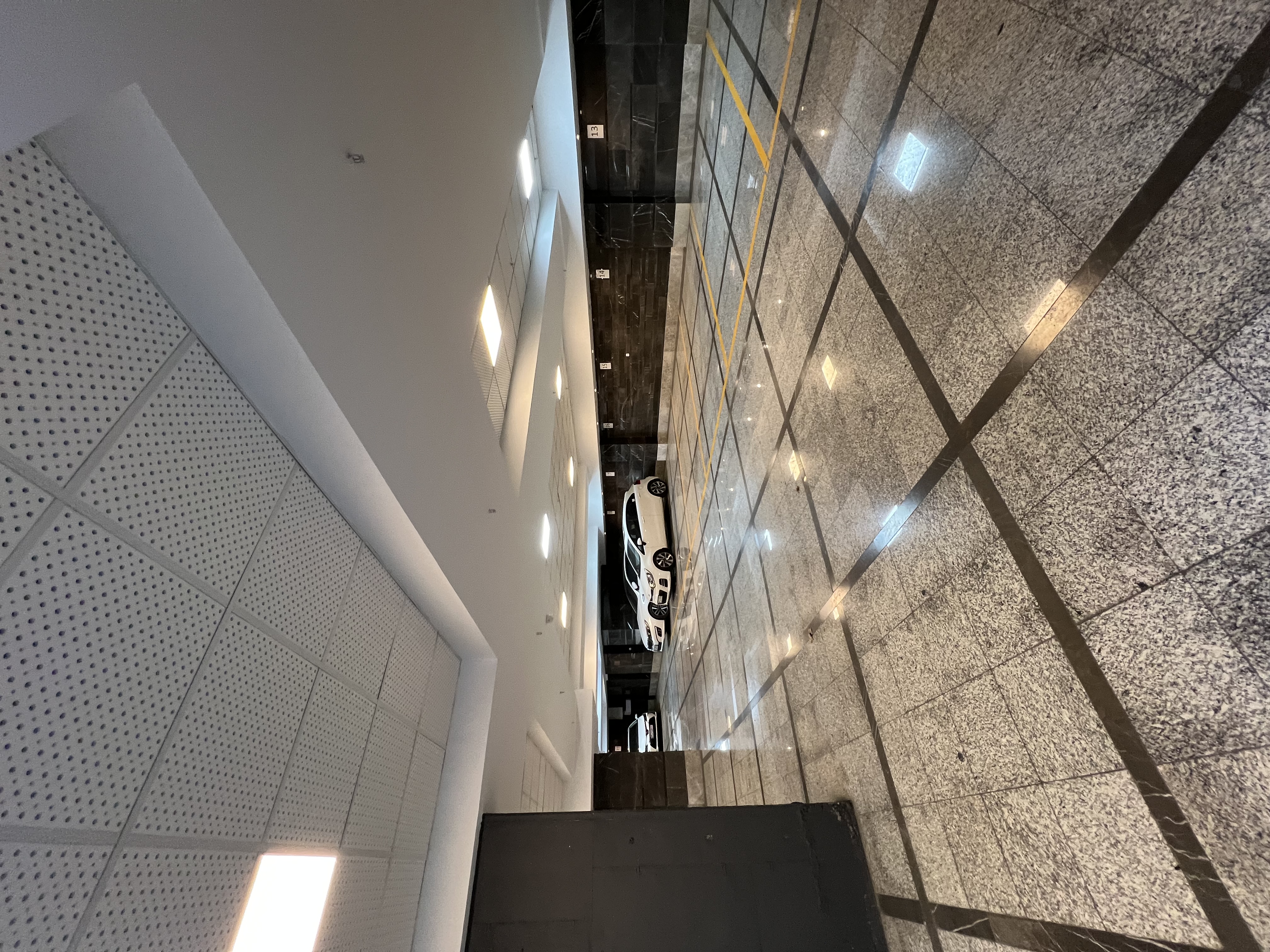 فروش اپارتمان 130 متر آپارتمان لاکچری غرق نور