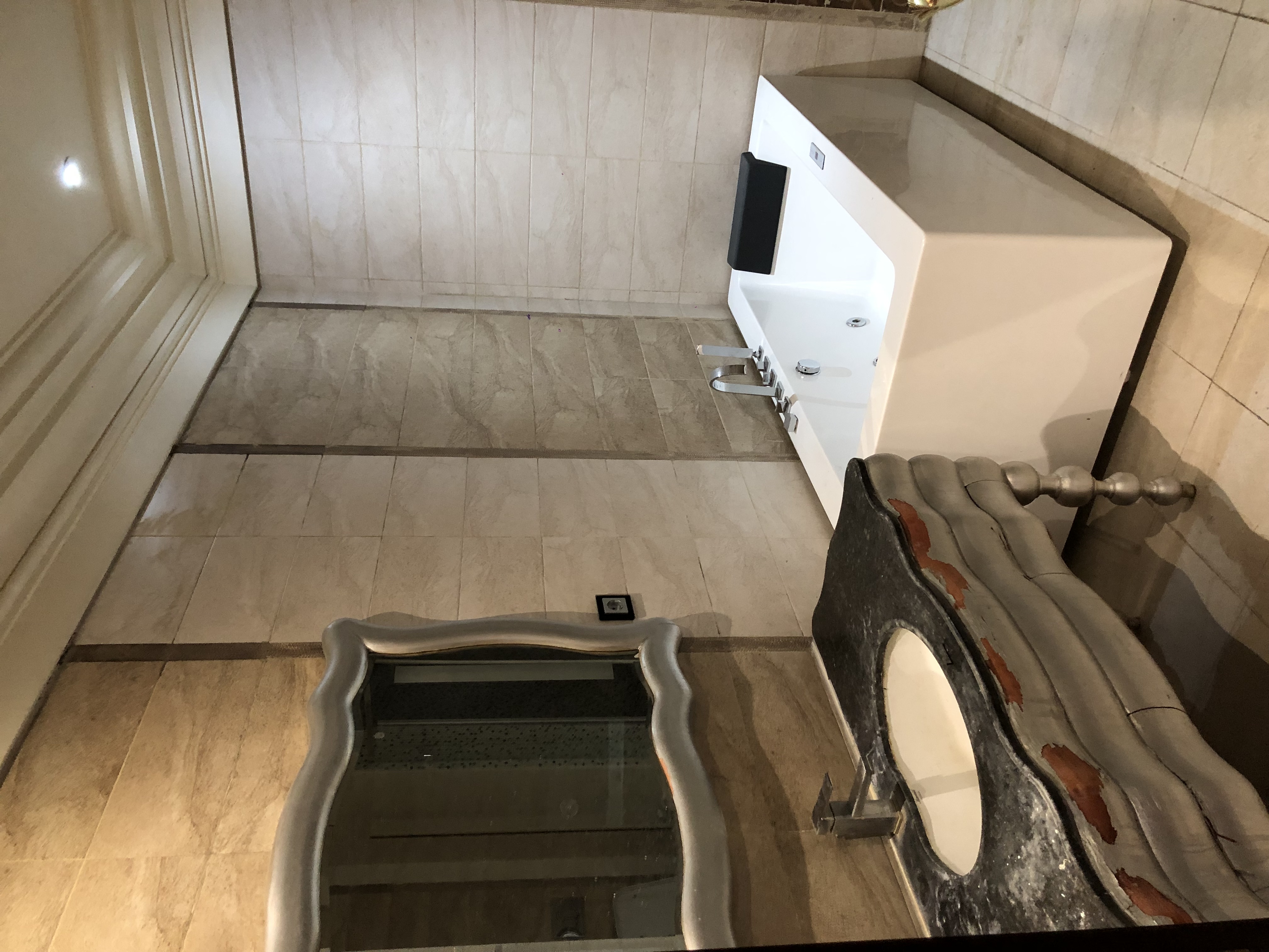 130متری شمال کاخ