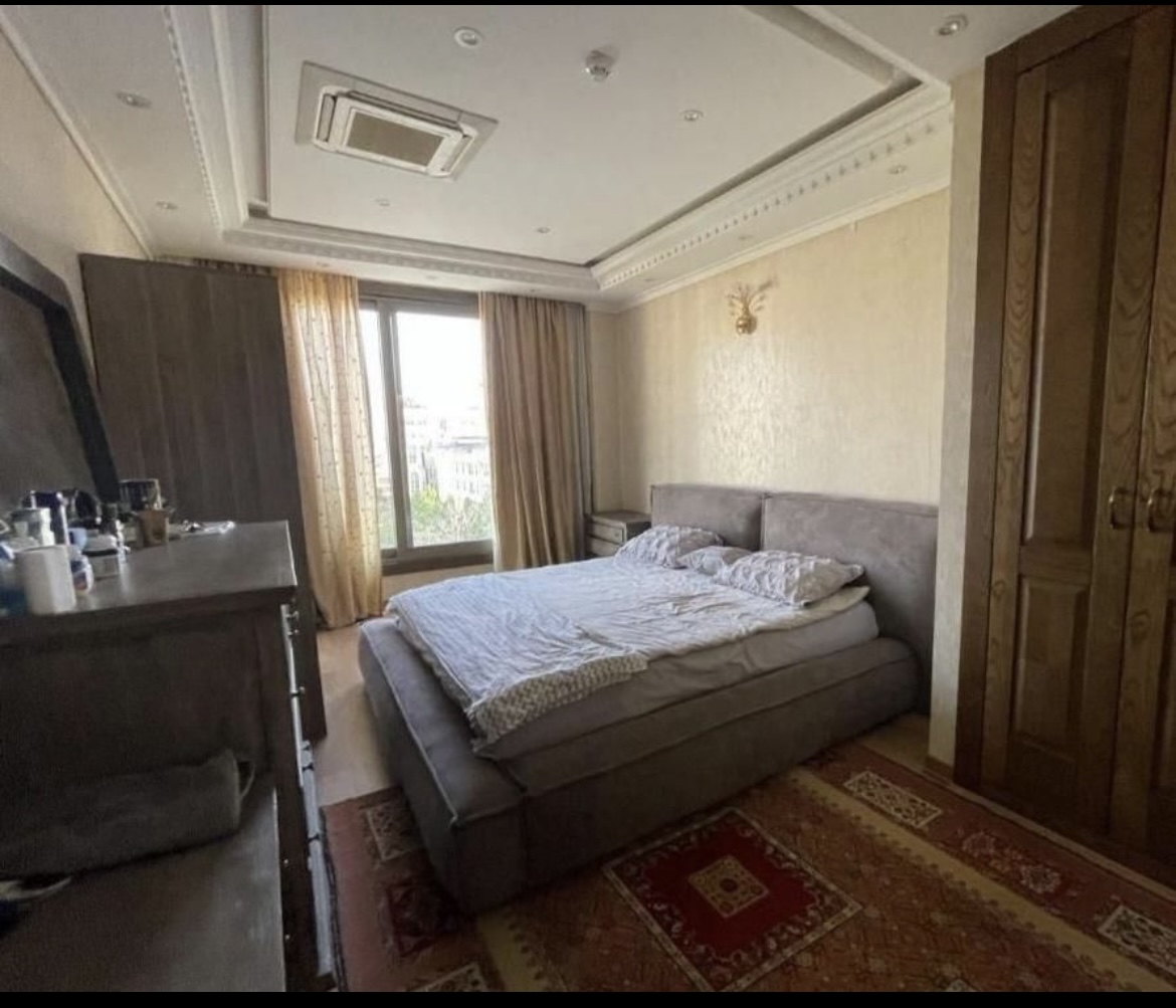 اجاره آپارتمان 220 متر نیاوران 3 پارکینگ سندی