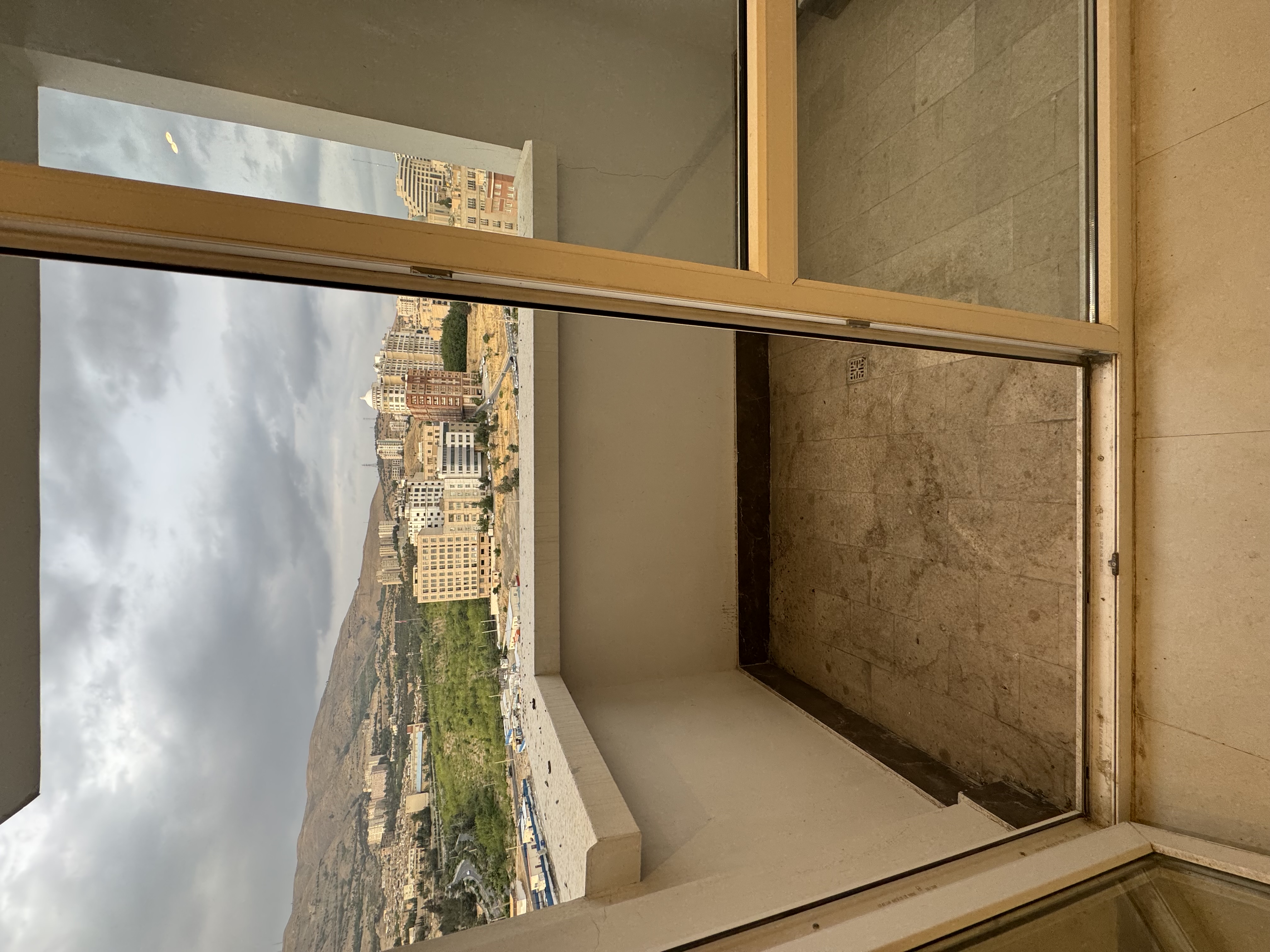 اجاره آپارتمان 145 متر سوهانک نوساز کلیدنخورده