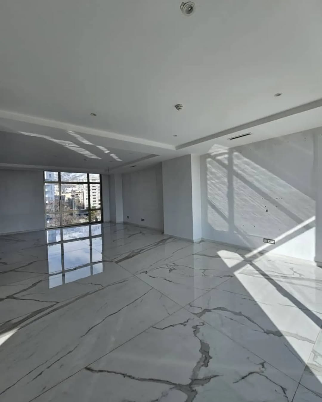 اجاره آپارتمان 220 متر کامرانیه شمالی مدرن ویو شهر