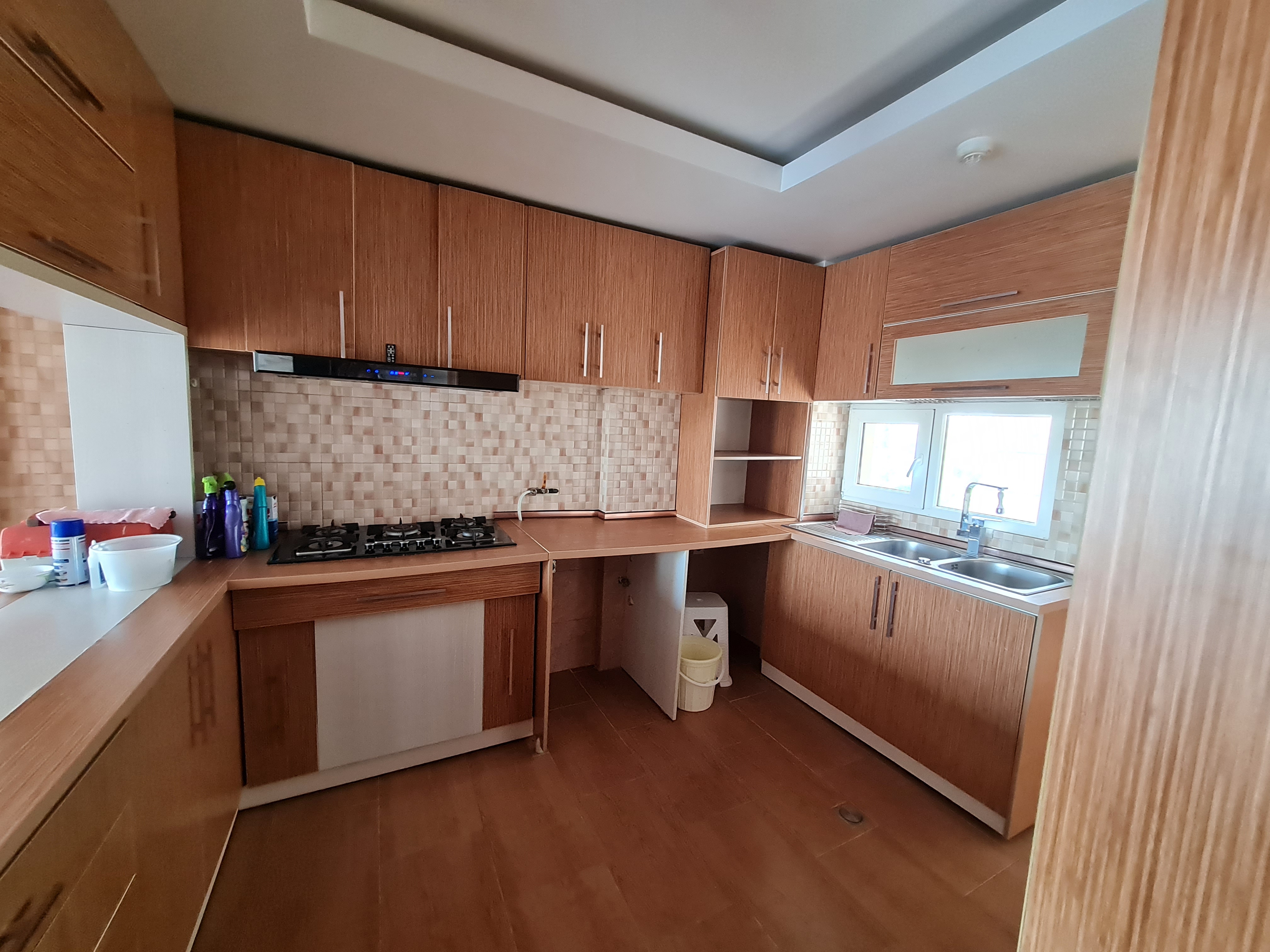 فروش آپارتمان 125 متر تاپ لوکیشن اقدسیه