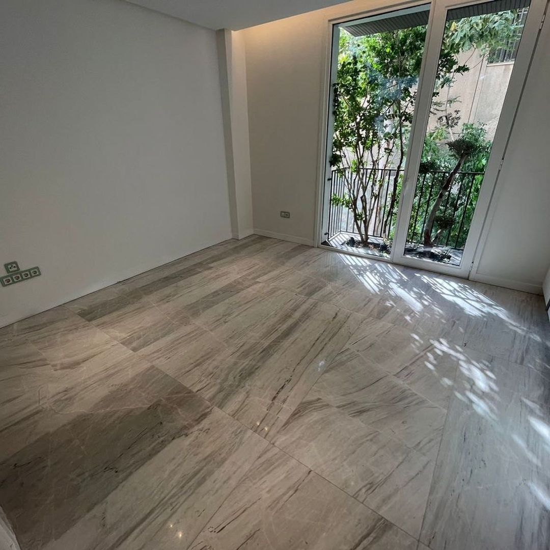 فروش آپارتمان  190متر فرمانیه شرقی 3خواب 2پارکینگ کلیدنخورده