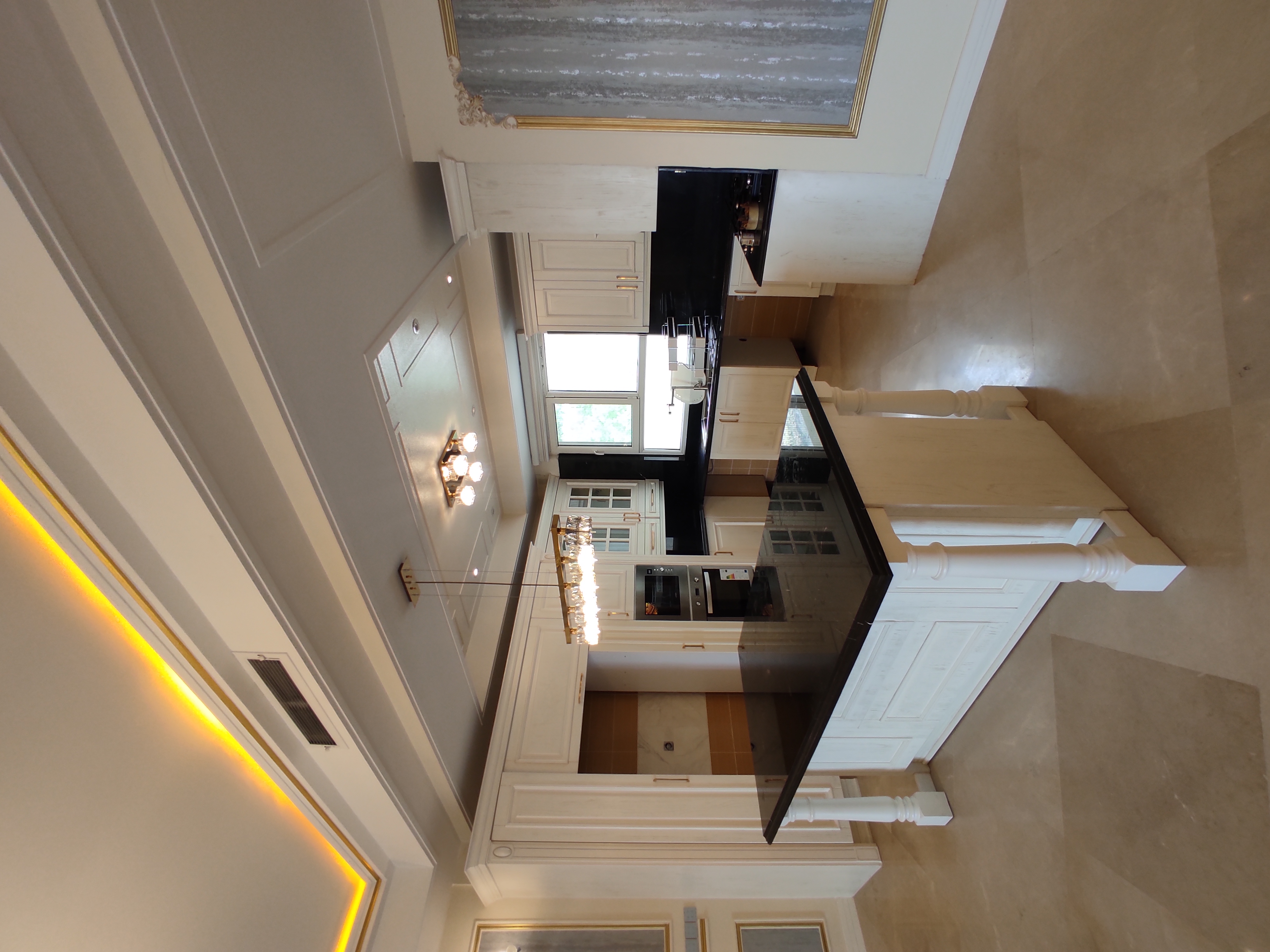 آپارتمان ۱۷۰ متری ویو جنوب /۳ جهت نور