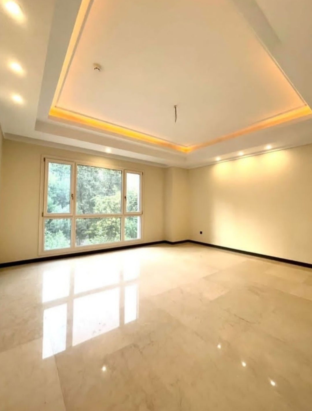 دیباجی ۱۴۵ متر ۳ خواب ۲ پارکینگ